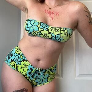 Y2K Rampage Boy Short + Bandeau Swim Set
